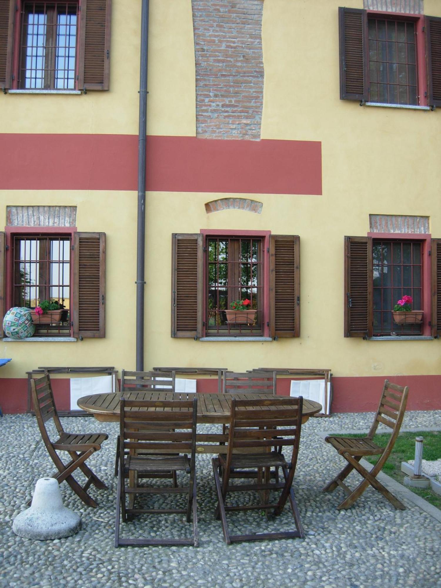 Castello d'Agogna B&B Il Pioppo E La Fonte מראה חיצוני תמונה